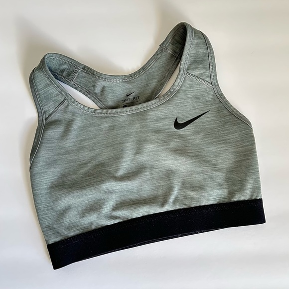 🩷NIKE SPORTS BRA SOACE GRAY LOGO WORKOUT SIZE SMALL DRIFIT WORKOUT GYM RUNNING - Picture 3 of 8